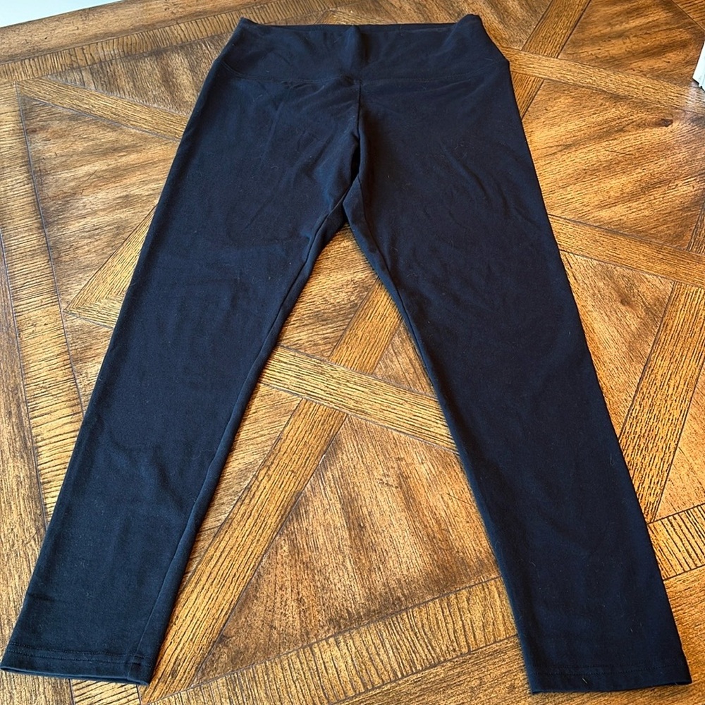 Arie chill play move leggings size large NWT black